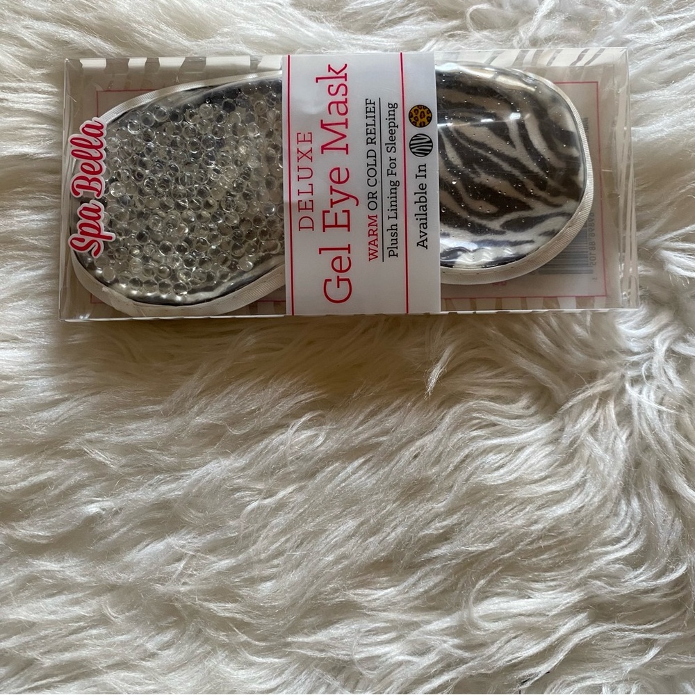 NWT Swissco Gel Eye Mask Animal Print